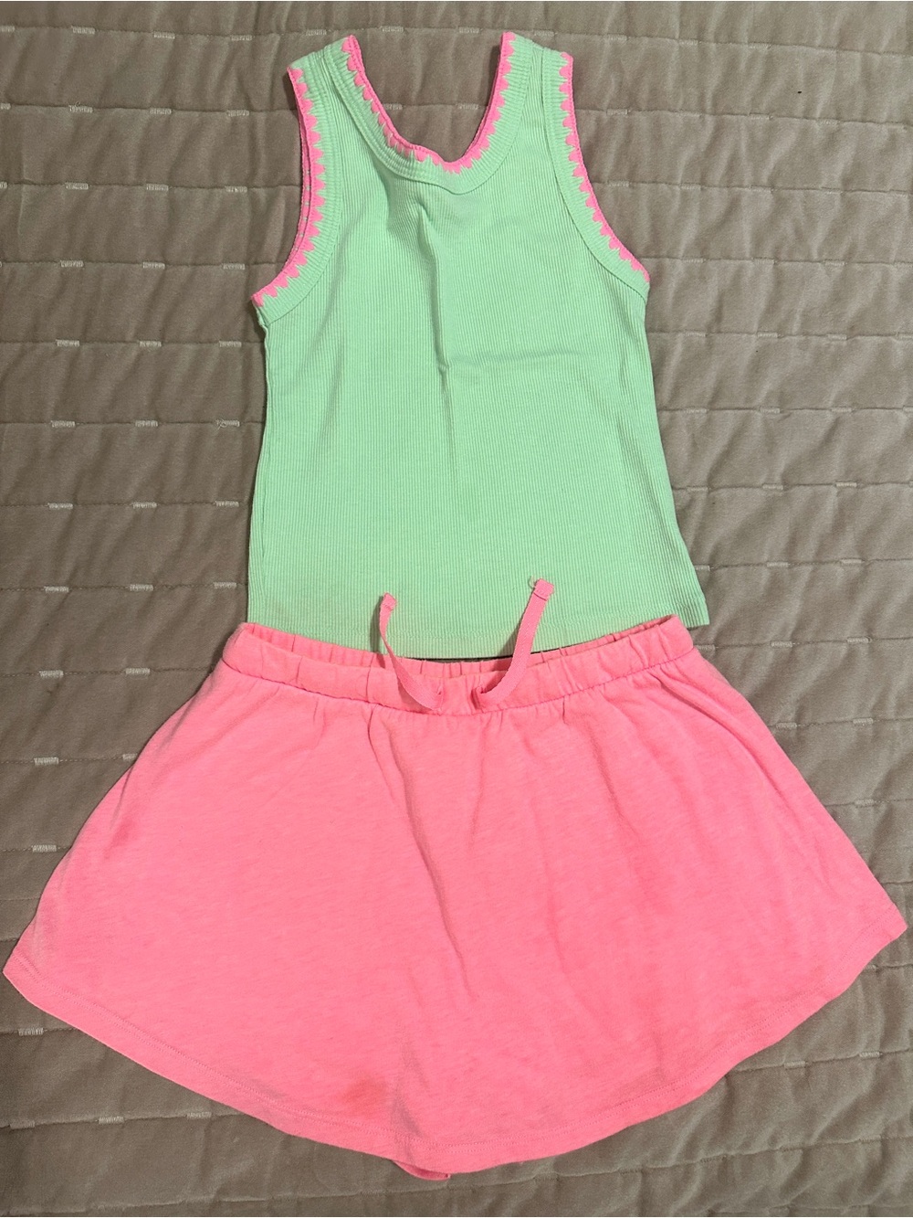 GAP KIDS GIRLS BUNDLE OF SKORTS AND RIBBED TANK TOP SIZE SMALL - Picture 2 of 16